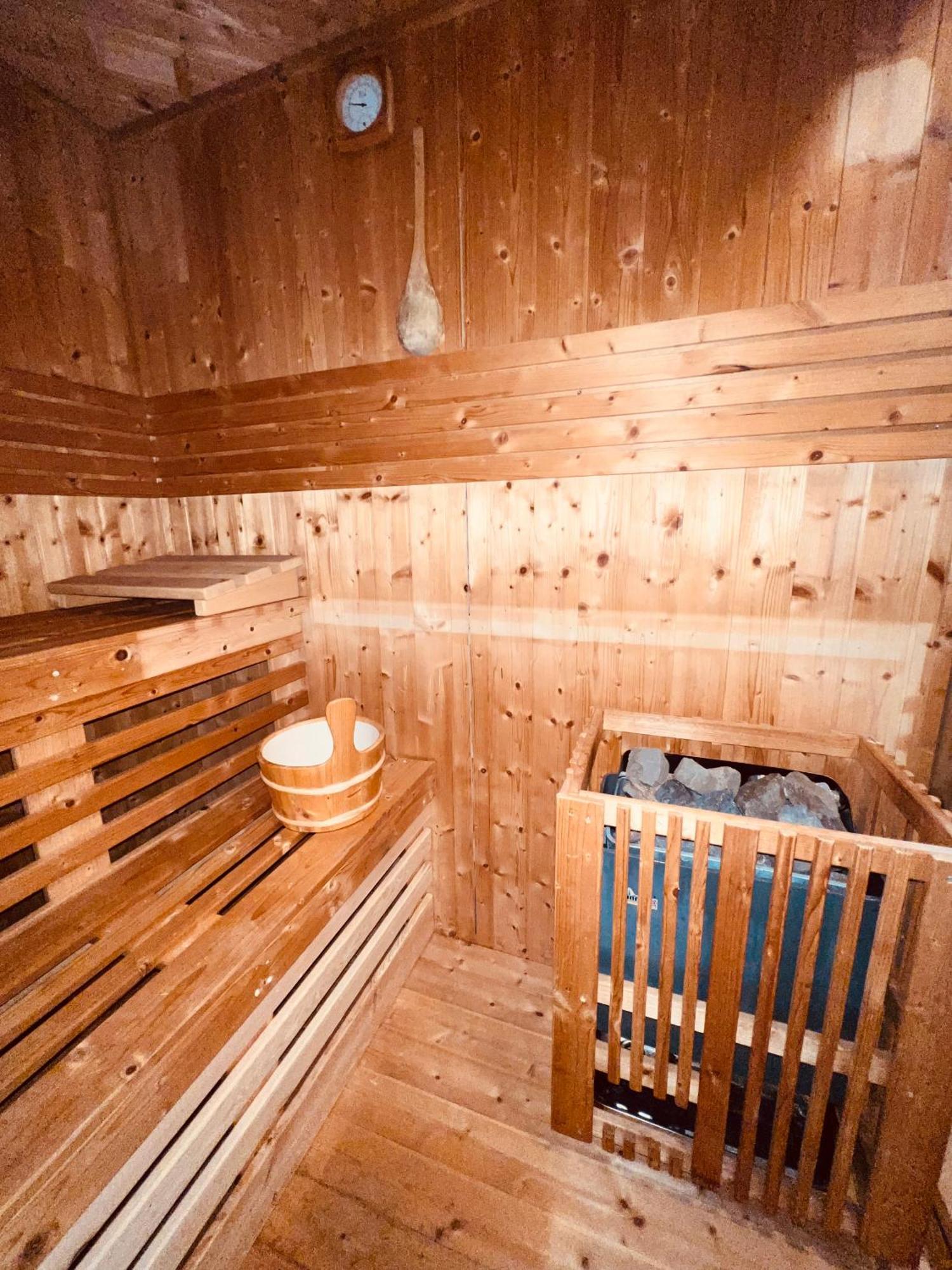 To Tu Dom Villa Brenna Exteriör bild